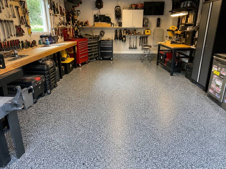Epoxy floor in a workshop